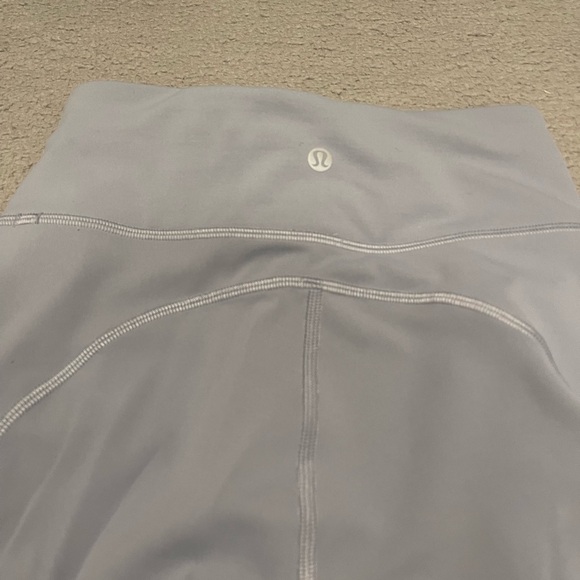 Lululemon Invigorate High-Rise Tight 25" Rhino Grey Size 4 - Picture 8 of 9